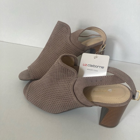 Liz Claiborne NWT heels size 7 memory foam - Picture 1 of 7